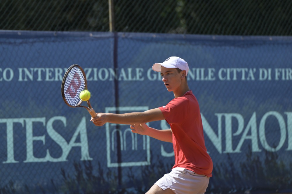 Lotto Leggenda riedita sneaker della prima vittoria italiana in Coppa Davis