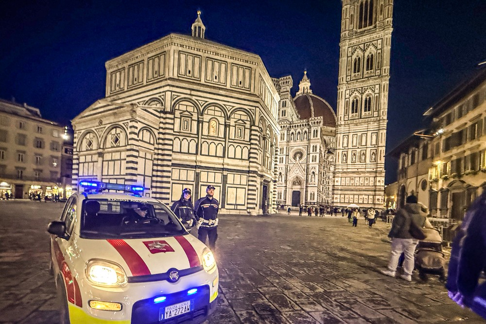 Polizia di prossimità, a Firenze 20 denunce e oltre 100 identificati in un mese e mezzo