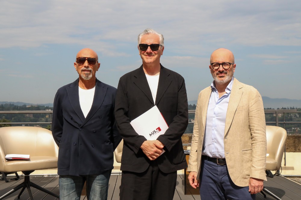 La mostra God Year a Forte Belvedere apre quattro mesi di arte, musica e incontri