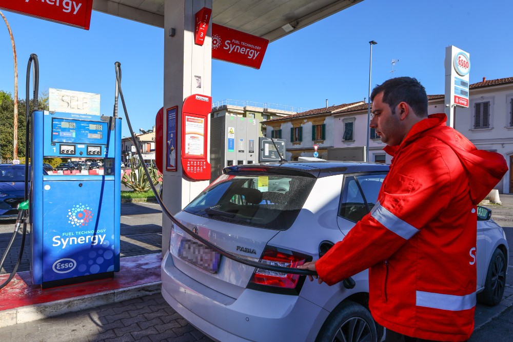 Frode nel settore dei carburanti, confiscati oltre 30mila litri di gasolio