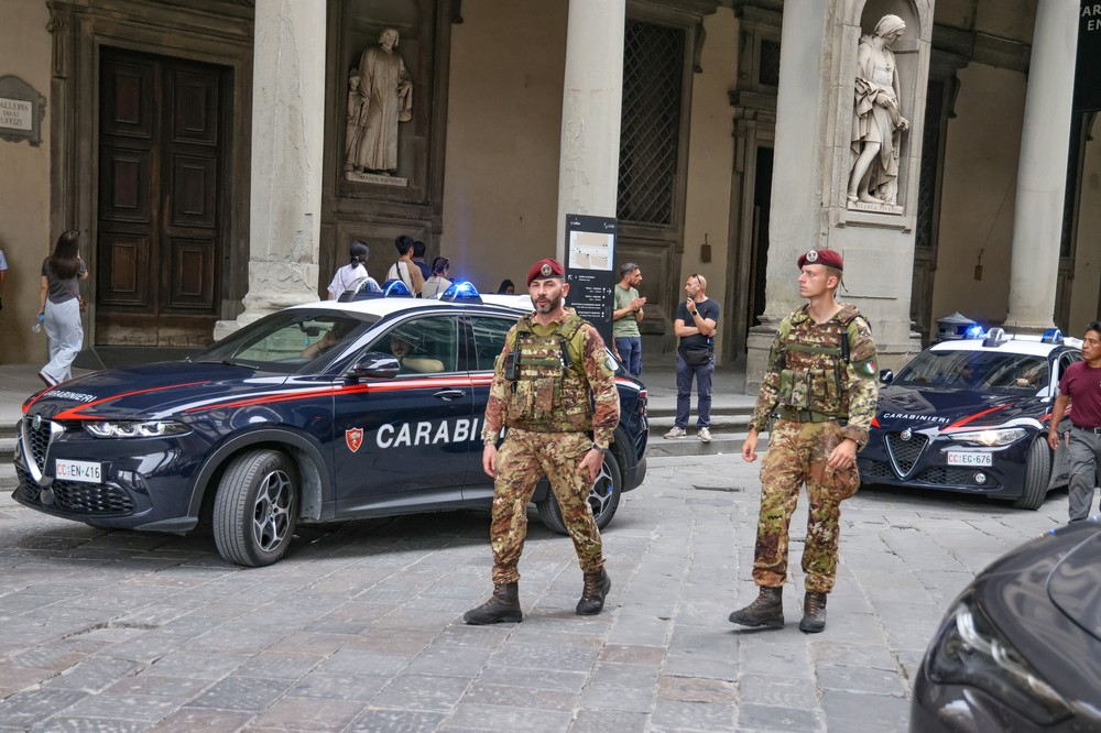 Uffizi e caldo, Cgil: “Serve ammodernare il sistema di climatizzazione. La direzione ha fatto il possibile”
