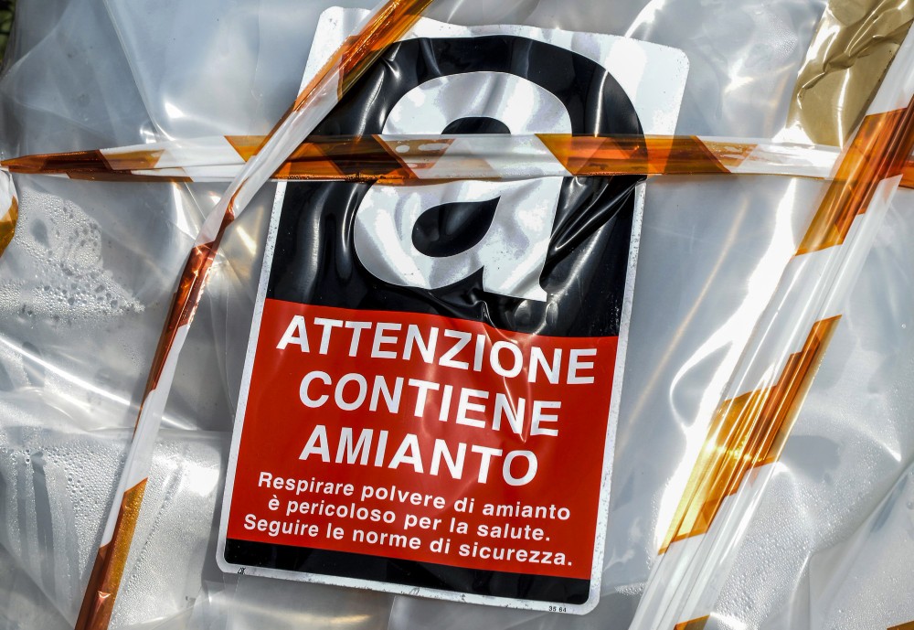 Sanità, amianto negli edifici pubblici, dalla Regione 1,5 milioni per le bonifiche