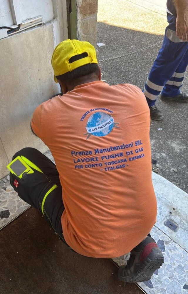 Fuga di gas in un condominio di viale Lavagnini: intervento d'urgenza, evitata l'evacuazione