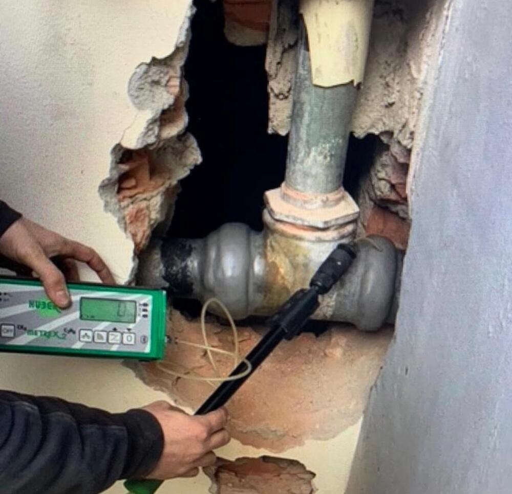 Caldo record e fuga di gas in via Nazionale: decisivo l'intervento di Firenze Manutenzioni