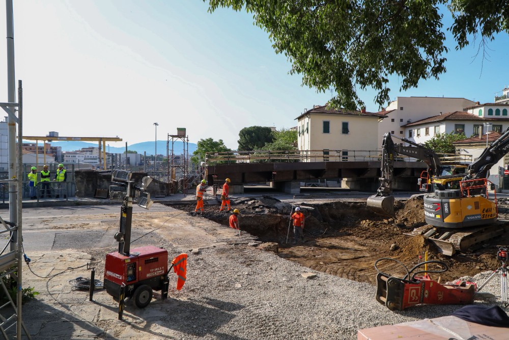 Nuovo ponte al Pino, dal 5 al 10 luglio lo stop dei treni