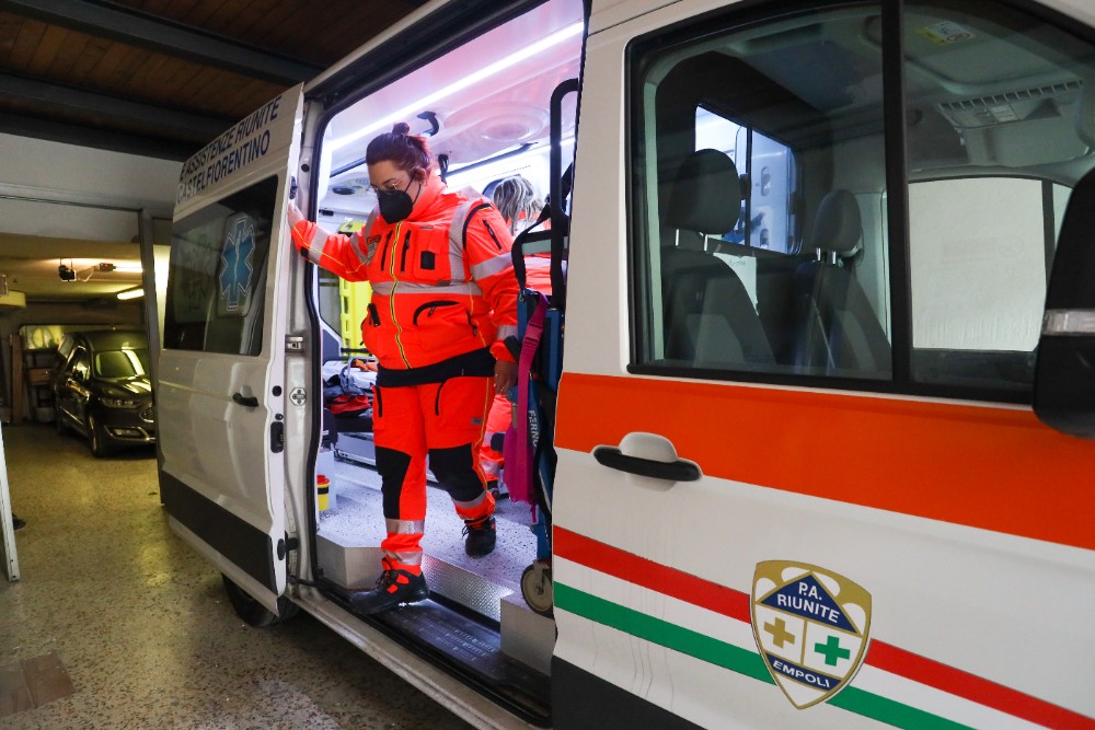 Emergenza caldo, impennata di chiamate al 118: aumentano i codici rossi per malori cardiaci