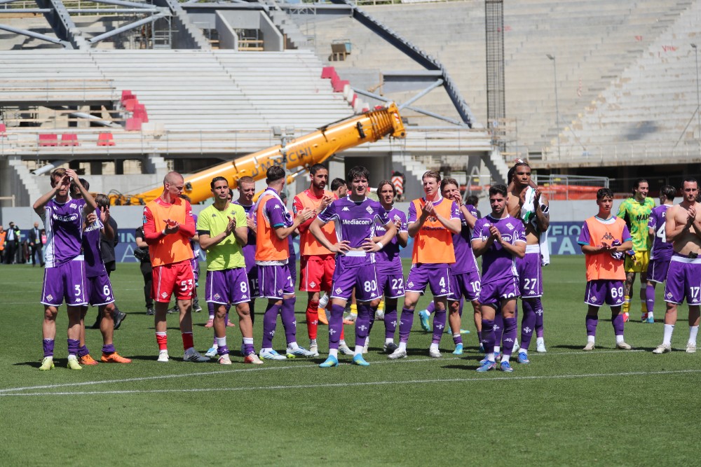 Fiorentina, nuovo obiettivo per la fascia: il Siviglia respinge la prima offerta per Oso
