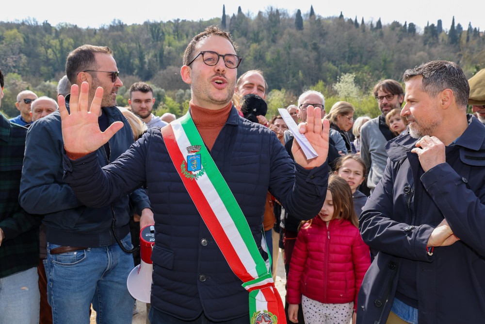 Missione viabilità: nuovi asfalti (notturni) in tutta la Chiantigiana, riqualificazione strade e marciapiedi in via Pian di Grassina