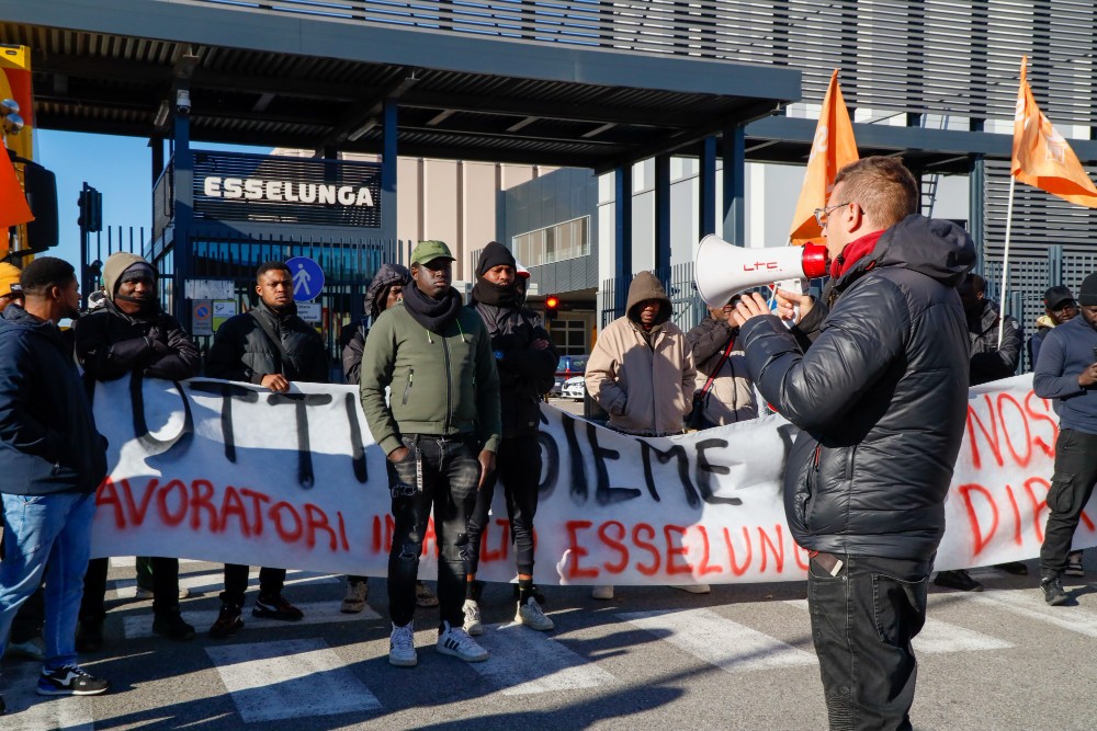 Sudd Cobas: «Lo sgombero è stata una decisione politica»