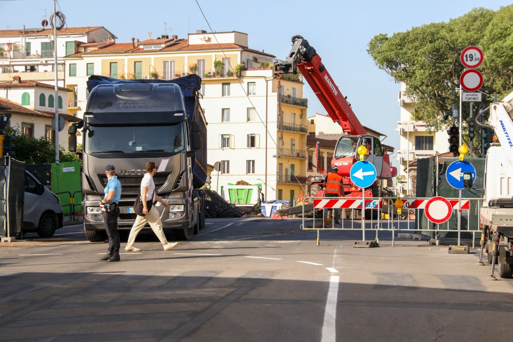 Ponte al Pino, prima giornata di lavori: sistema ferroviario sotto pressione ma il piano regge