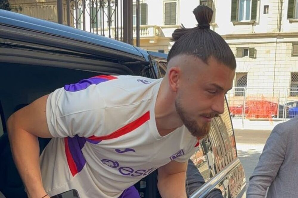 Dragusin si presenta: «Sono felicissimo di essere alla Fiorentina»