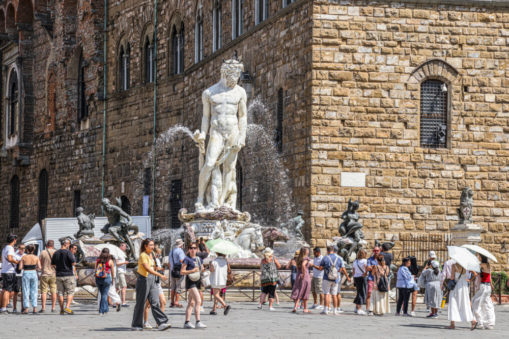 Firenze nella morsa del caldo, confermato il codice rosso per tre giorni consecutivi