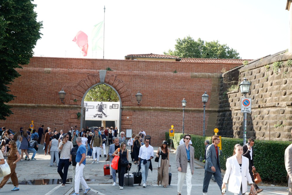 Industria in piazza, i sindacati: 