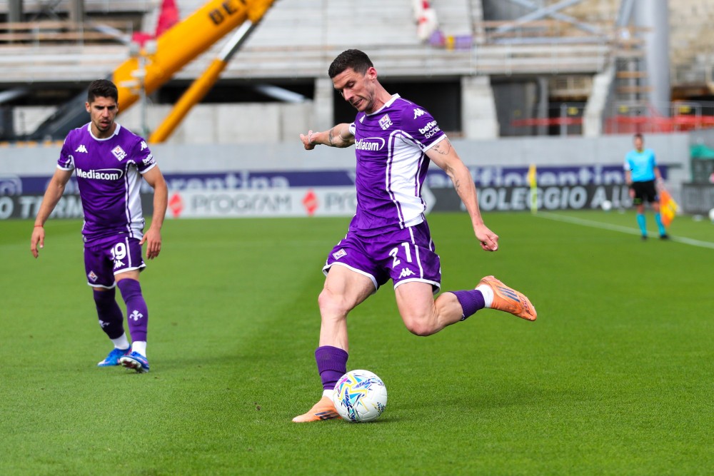 Fiorentina, Gosens verso lo Schalke: in uscita anche Moreno e Valentini
