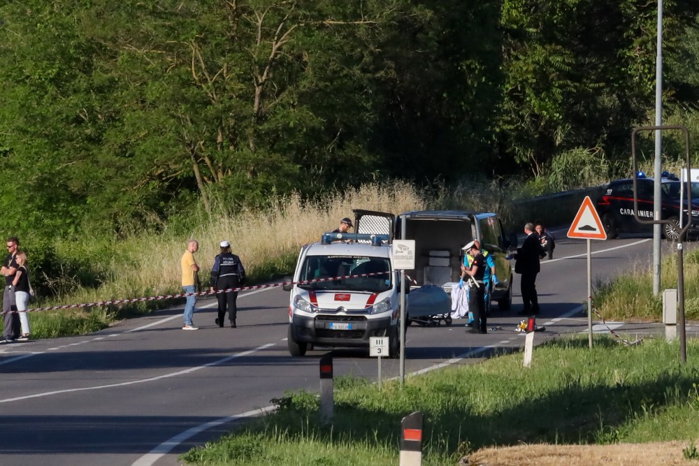 Travolto in bici, muore in vacanza titolare ditta dove morì Luana