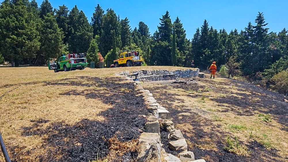 Incendio a Certaldo, proseguono le operazioni di spegnimento e bonifica