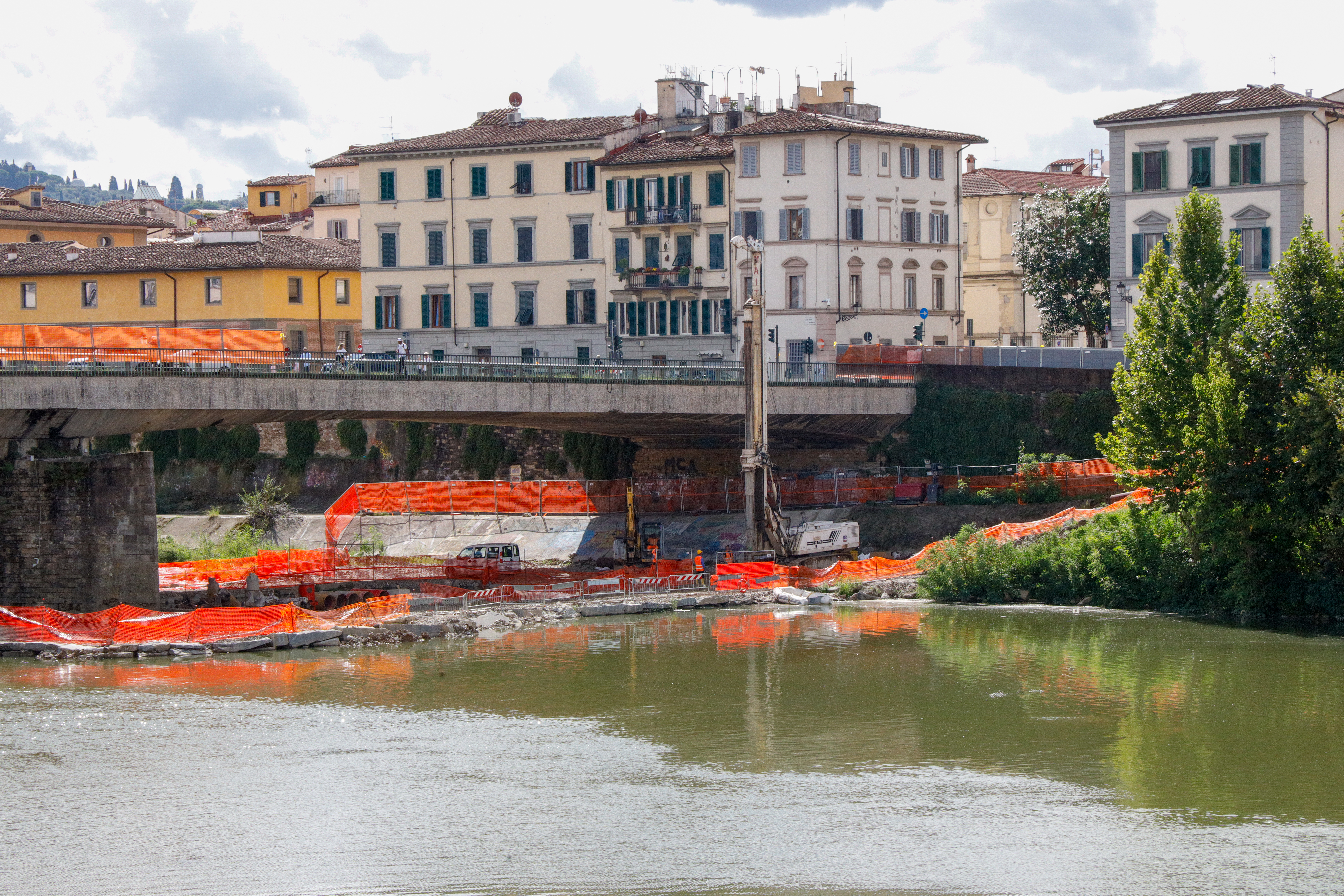 Varo per nuovo ponte sull'Arno tra comuni Montelupo e Capraia e Limite