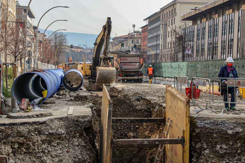 Tramvia, da lunedì 27 luglio sera iniziano le asfaltature definitive su viale Matteotti e piazzale Donatello