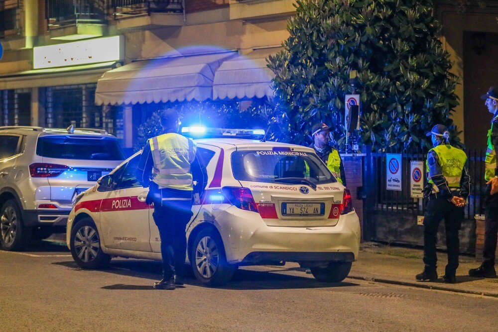 Vigili a Prato trovano ubriachi solo 2 conducenti sui 150 controllati in una notte