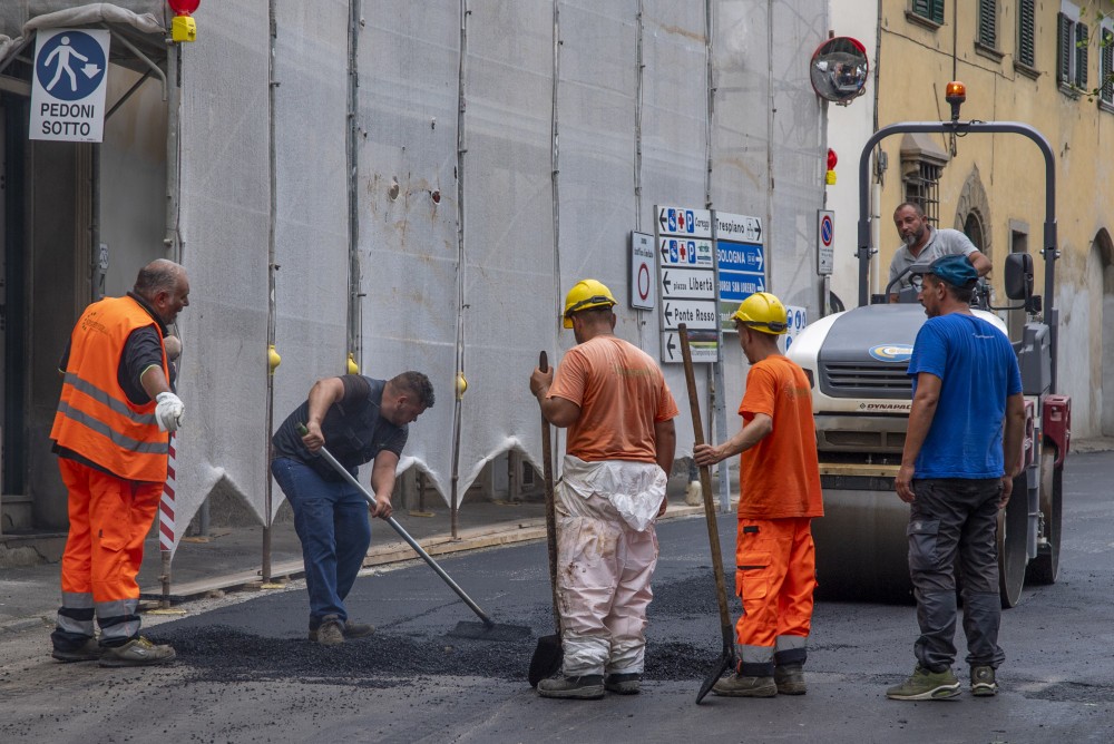 Cantieri della tramvia, il racconto di Simona: «Così mi sento prigioniera nel mio quartiere»