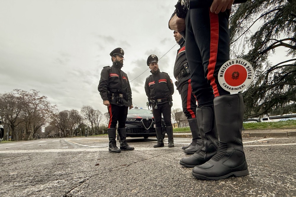 Carabinieri in e-bike nel centro di Firenze: al via le pattuglie nelle aree pedonali