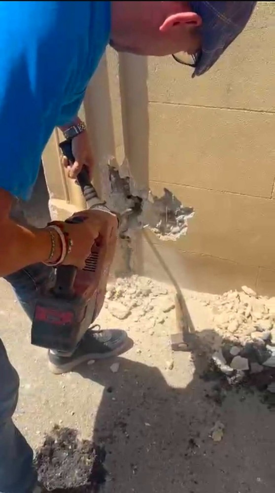 Firenze Manutenzioni mette in sicurezza una fuga di gas in via Adriani nonostante i 44 gradi