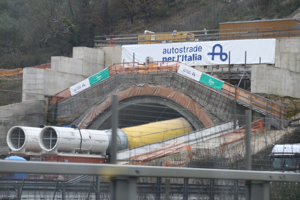 Ennesima morte sul lavoro: a Barberino del Mugello in un cantiere autostradale