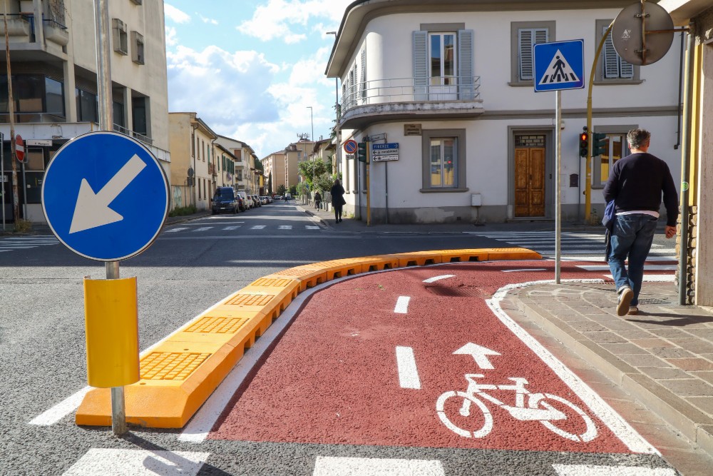 Via Doni, via libera alla nuova pista ciclabile: sarà pronta nel 2027