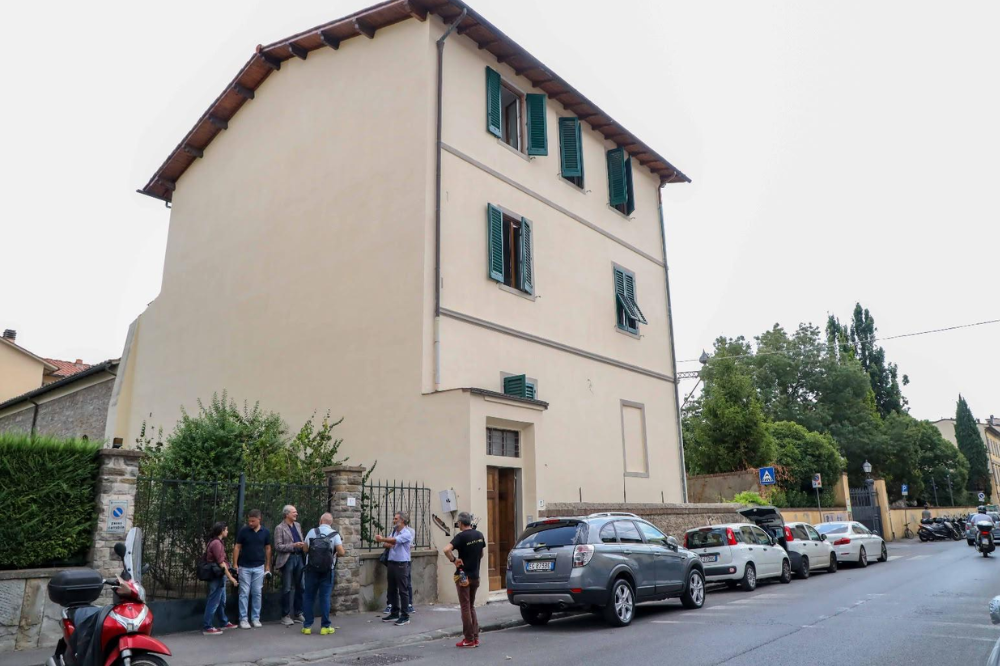 Firenze, tre nuovi appartamenti Housing First in via dell’Anconella per aiutare le persone più fragili