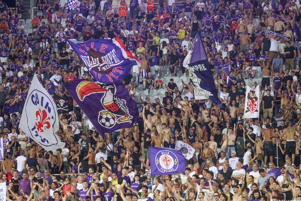 Domani sera la fiaccolata dei tifosi per il Centenario della Fiorentina: scattano i provvedimenti di circolazione