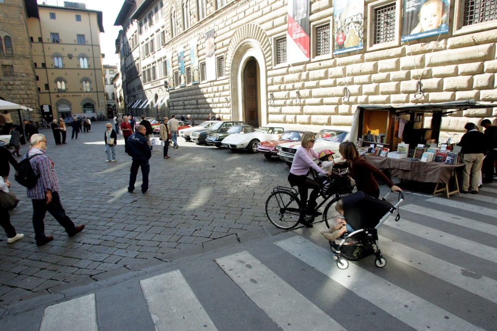 Piazza Strozzi diventa un giardino all’italiana