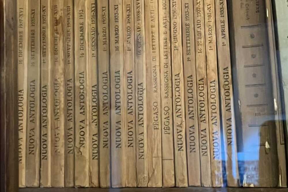 Nuova Antologia nel castello di Bran: i fascicoli erano della Regina Maria?