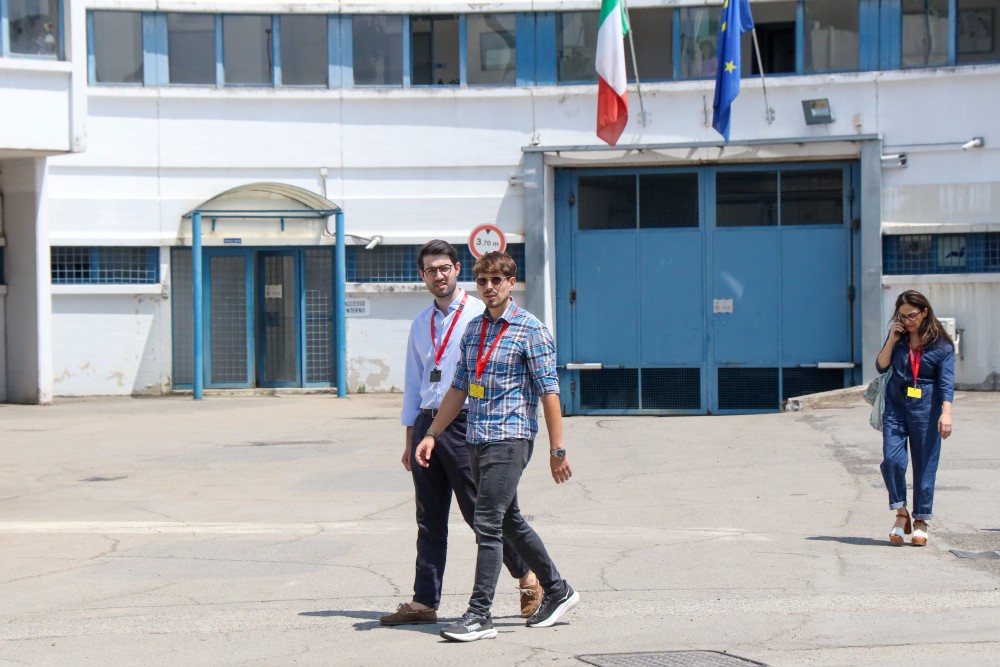 Carceri, 2 lavatrici in dono per la sezione femminile di Sollicciano