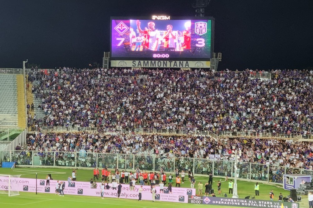 Le Leggende della Fiorentina vincono l\'amichevole contro Operazione Nostalgia. Show al Franchi