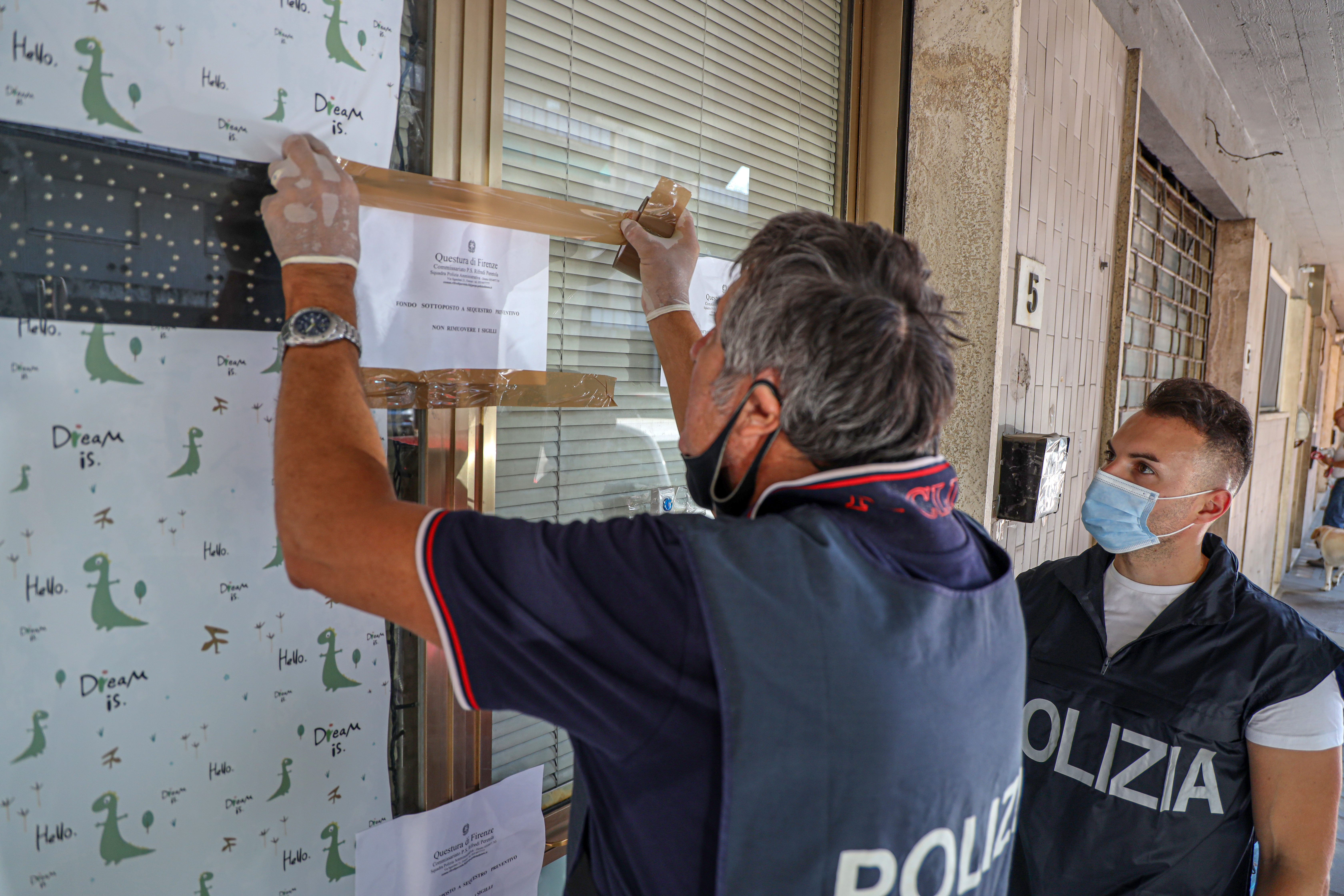 Due minori in sala scommesse a Firenze, stop licenza per 7 giorni