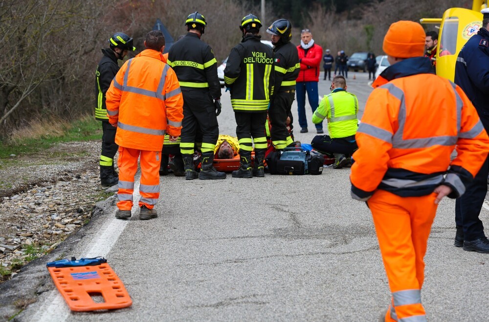 Trattore si ribalta: muore uomo nel Fiorentino