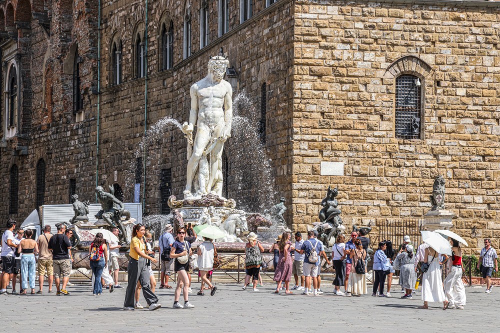 Meteo Firenze, torna il sole: temperature fino a 30 gradi