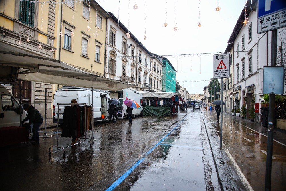 AGGIORNATA - Maltempo, vasti allagamenti nel centro storico di Empoli