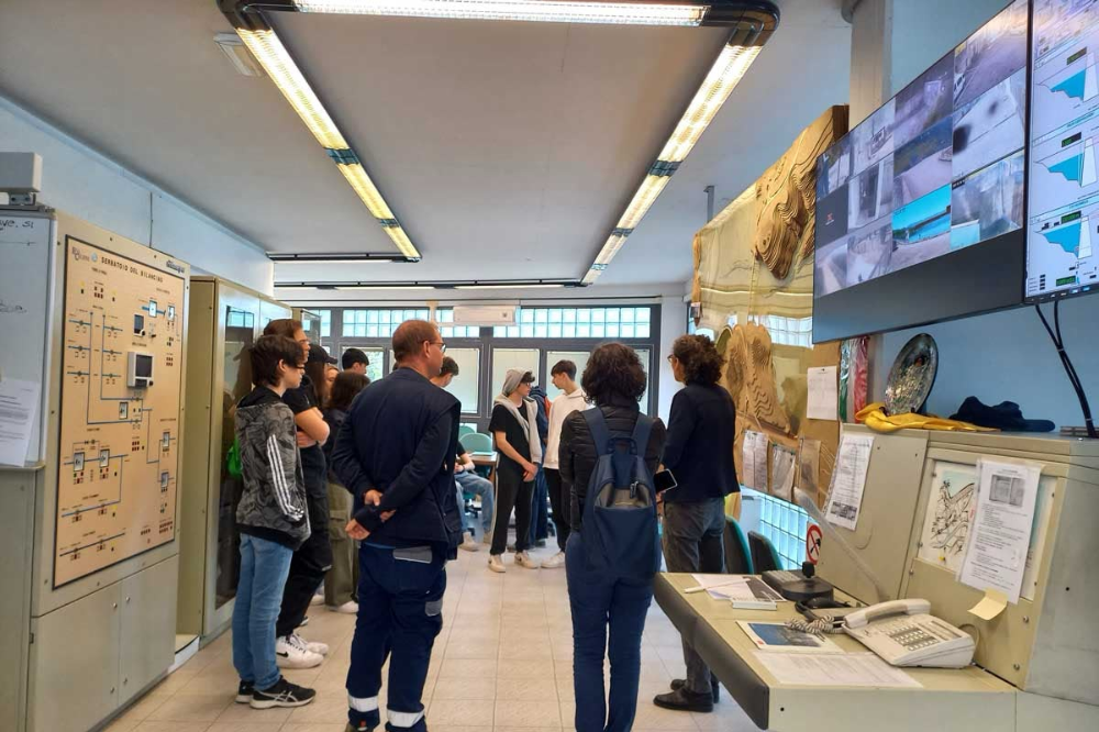 Publiacqua torna nelle scuole con gli 