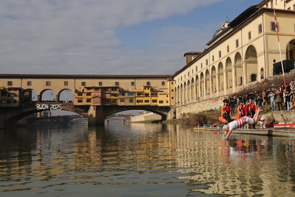 Canottieri Firenze campione d’Italia a Gavirate: oro nell’otto misto Under 18