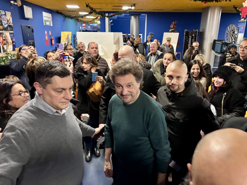 Pieraccioni ritrova il suo libretto delle medie 