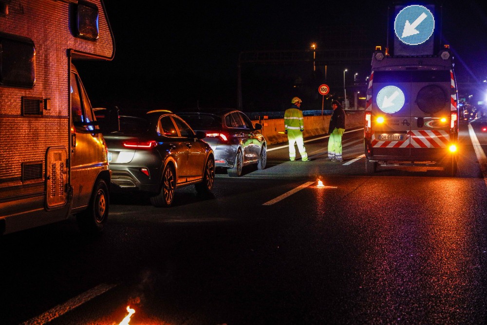 A1 e A11, chiusi due raccordi nella notte tra il 27 e il 28 ottobre