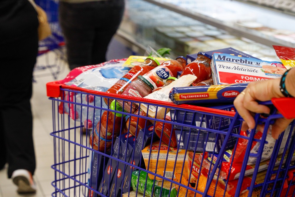Spesa alimentare, in Toscana quasi 539 euro al mese: aumenti anche per pane, pesce e verdura