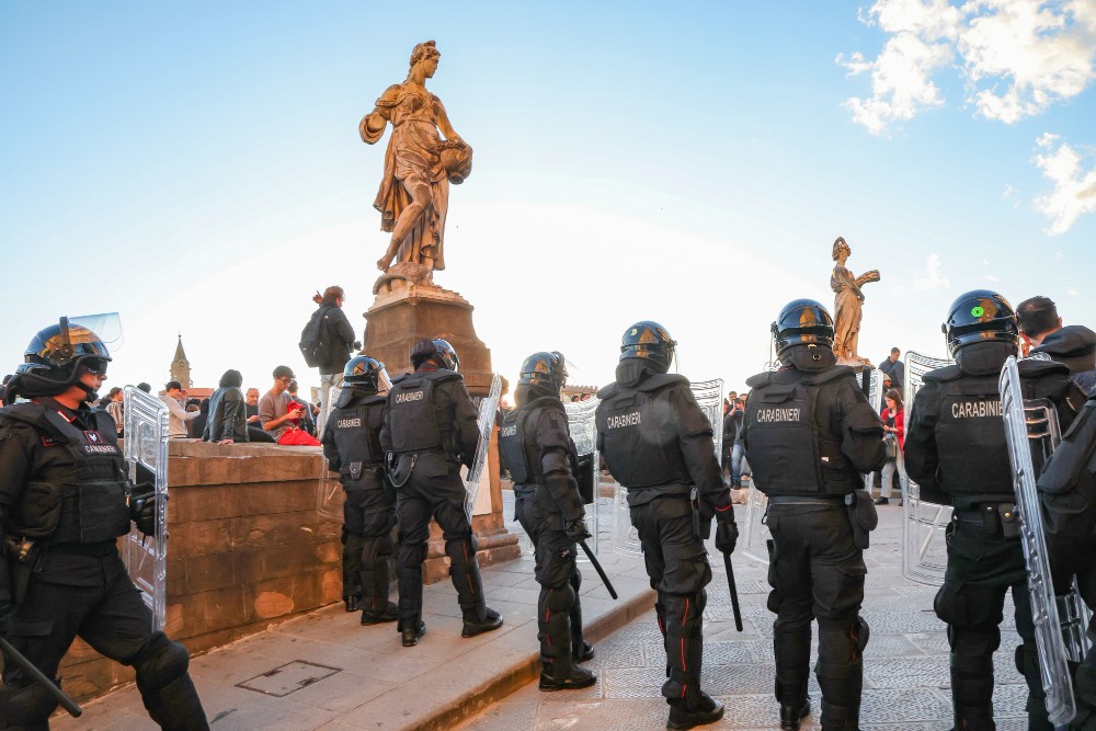 Sciopero generale a Firenze, traffico in tilt e disagi sui mezzi pubblici
